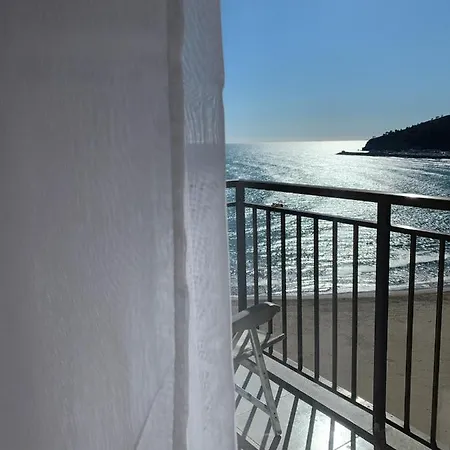 Apartamento En Primerisima Linea De Playa Con Espectaculares Vistas Netflix, Prime Y Disney Oropesa del Mar Zewnętrze zdjęcie